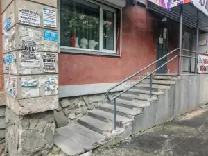 Фотография Мастерская по пошиву и ремонту одежды 5